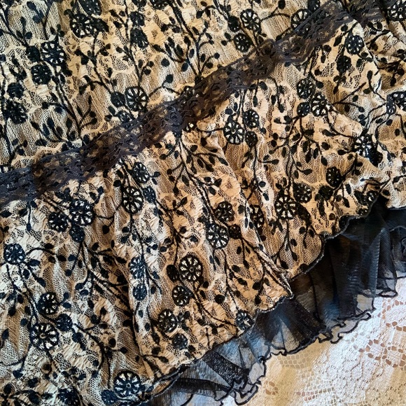 Vintage Floral lace fairy core skirt - Picture 2 of 4